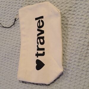 DOGEARED "❤travel” Canvas Makeup Bag (37)